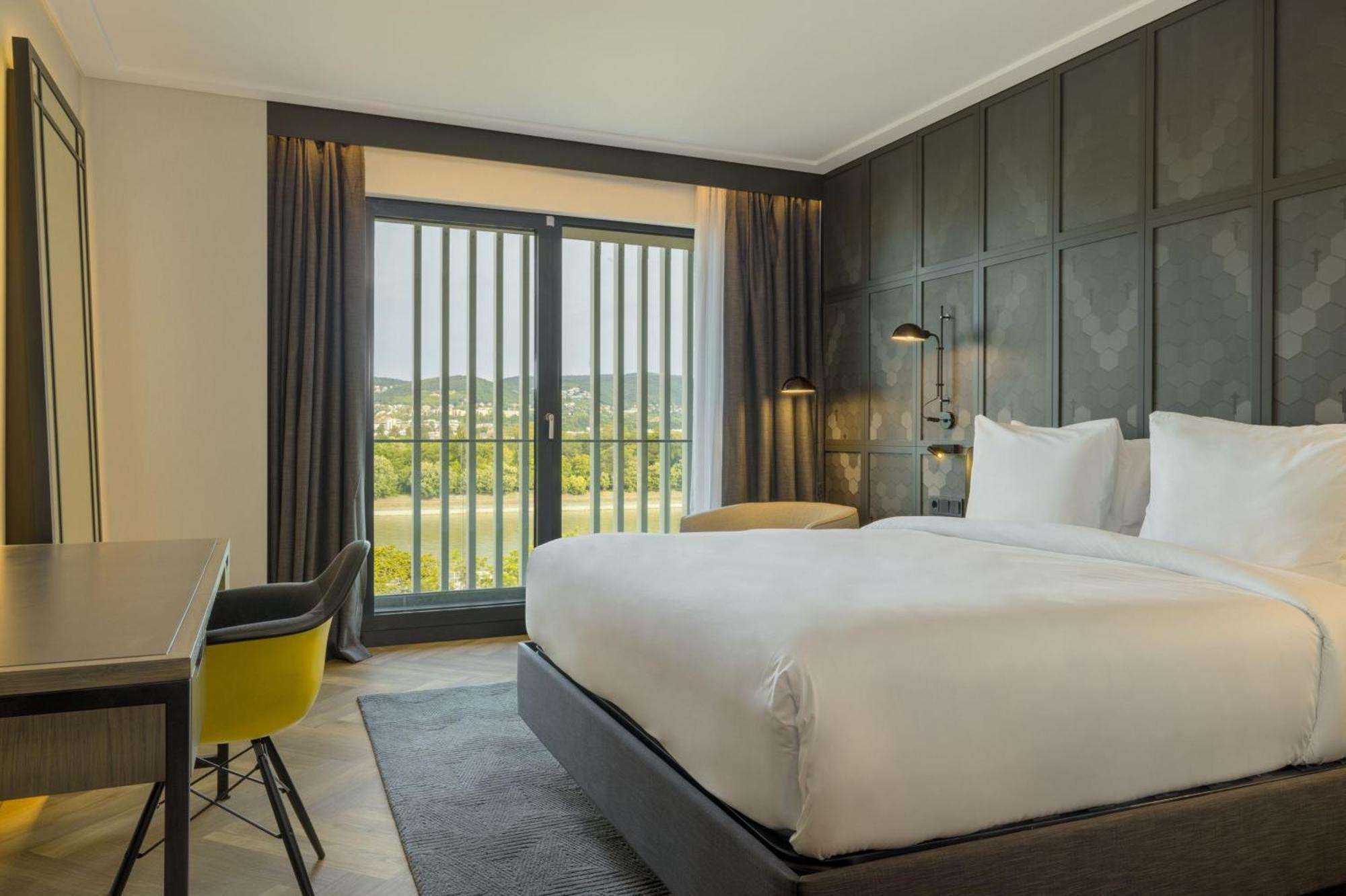 Four Points By Sheraton Budapest Danube Extérieur photo
